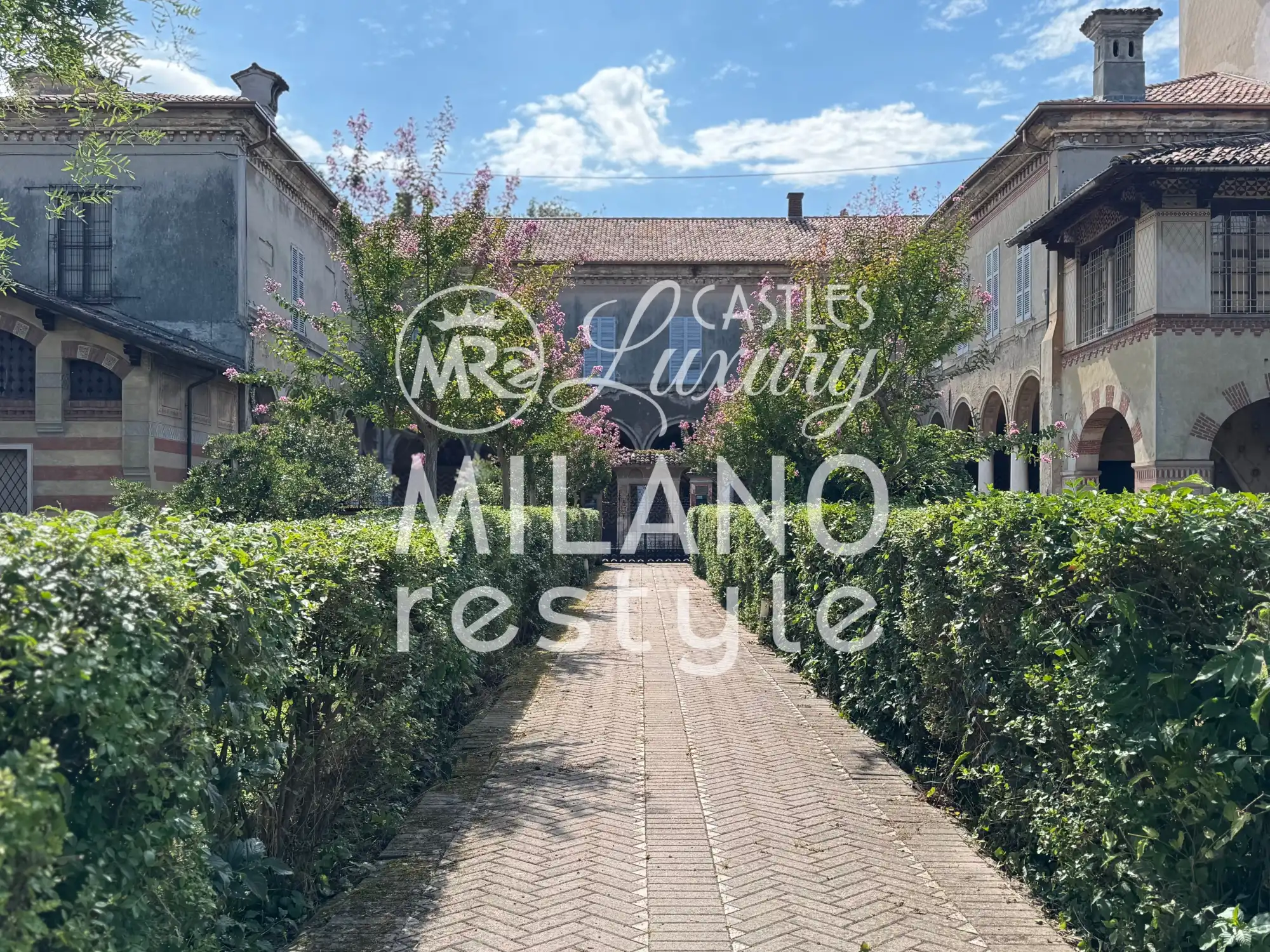 Obrázky Zámek u Brescie – exkluzivní místo pro umělecké a luxusní akce